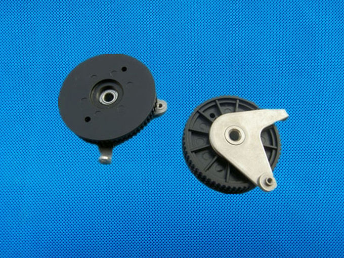 El alimentador de SMT del CL de YAMAHA parte la UNIDAD KW1-M1131-00X 9498 de la PALANCA de la ABRAZADERA 396 03218